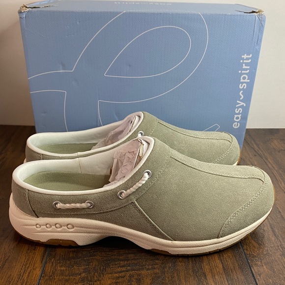 easy spirit travelport denim clogs